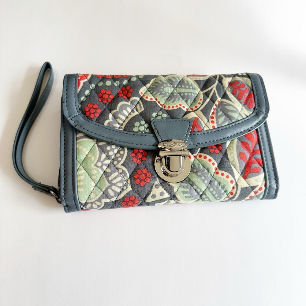 Vera Bradley Clutch Purse Kisslock Wallet Blue Leather Lined Quilted